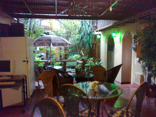 Charly S Place Hotel Alajuela Eksteriør bilde